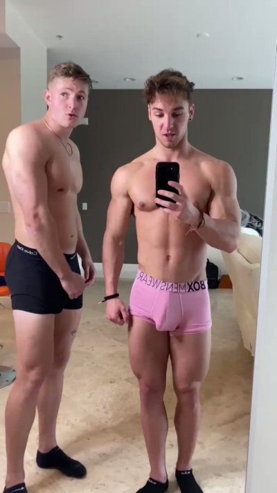 Watch SHRED KING's leaked NSFW video on TwXstars