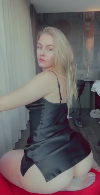 Watch Vera Dijkmans's leaked NSFW video on TwXstars