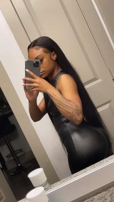 Watch TAY BAE💛's leaked NSFW video on TwXstars