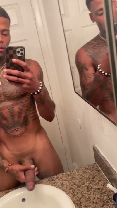 Watch Yayo 🤫🔥's leaked NSFW video on TwXstars