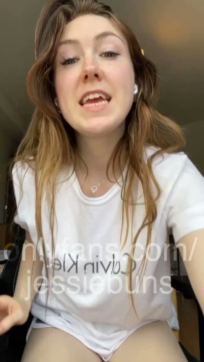 Watch JessieBuns's leaked NSFW video on TwXstars