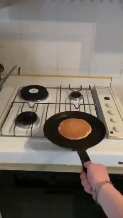 Watch Foodies's leaked NSFW video on TwXstars