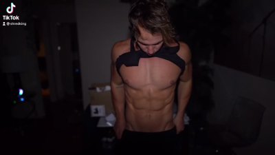 Watch SHRED KING's leaked NSFW video on TwXstars