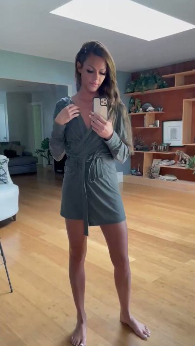 Watch Aila Donovan Inc.'s leaked NSFW video on TwXstars