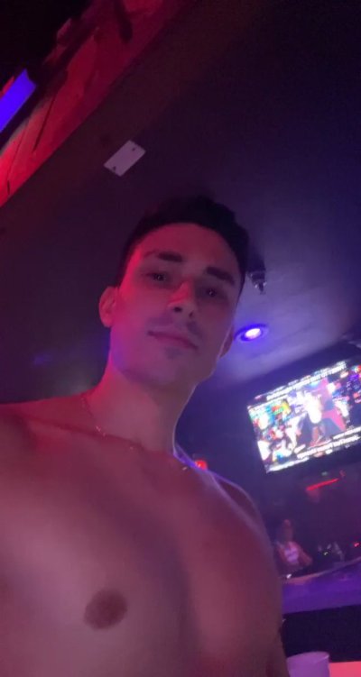 Watch Kane Fox 🦊's leaked NSFW video on TwXstars
