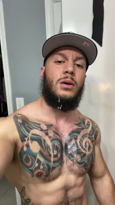 Watch Sir Gio's leaked NSFW video on TwXstars