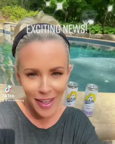 Watch Jenny McC-Wahlberg's leaked NSFW video on TwXstars