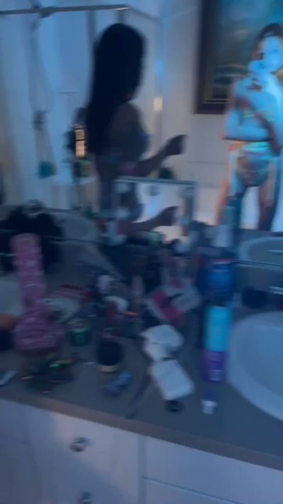 Watch daisy taylor's leaked NSFW video on TwXstars