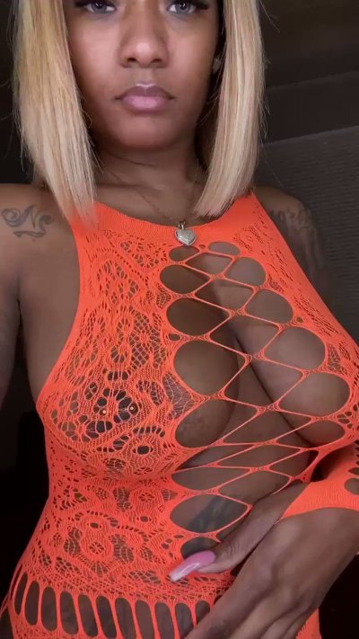 Watch Phuckyotattzz's leaked NSFW video on TwXstars