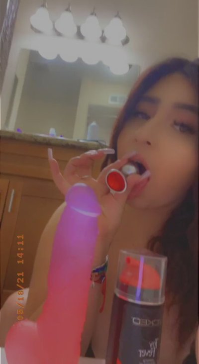 Watch Goddess Elyy 🎀's leaked NSFW video on TwXstars