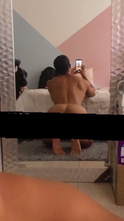 Watch Latin Peach ♡'s leaked NSFW video on TwXstars