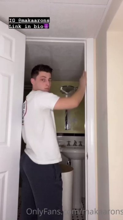 Watch mak's leaked NSFW video on TwXstars