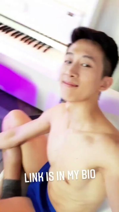 Watch Tyler Wu's leaked NSFW video on TwXstars
