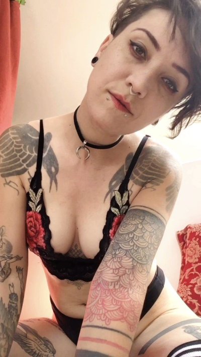 Watch Uʀsɪɴᴀᴇ VᴇsᴘᴇʀᴀL ʕ'ᴥ'ʔ's leaked NSFW video on TwXstars