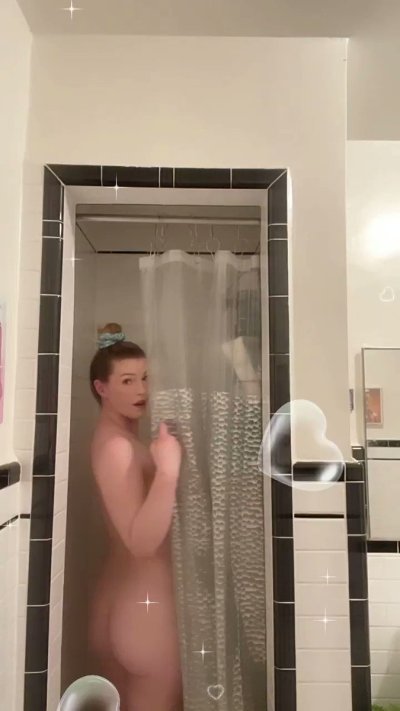 Watch Ella Nova's leaked NSFW video on TwXstars