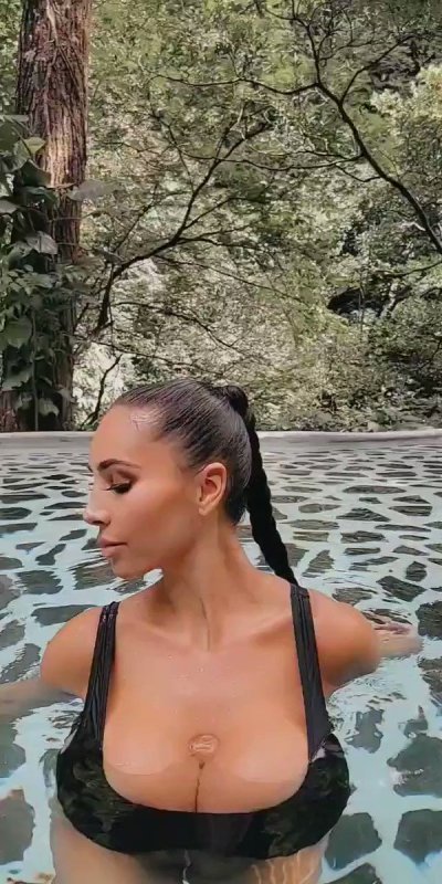 Watch Ashten's leaked NSFW video on TwXstars