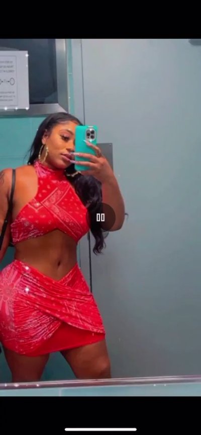 Watch juicyyjuicebox's leaked NSFW video on TwXstars