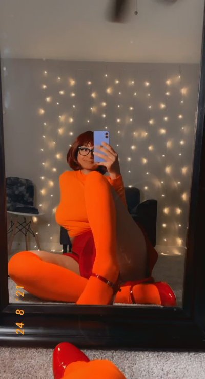 Watch DelilahMoonx 🌚's leaked NSFW video on TwXstars