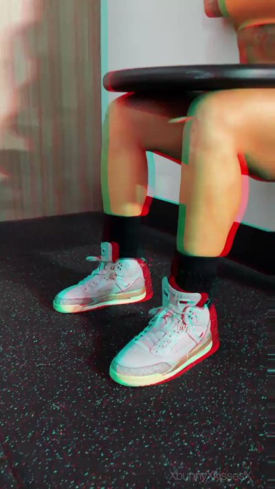 Watch XbunnyXkissesX | Inked MILF's leaked NSFW video on TwXstars