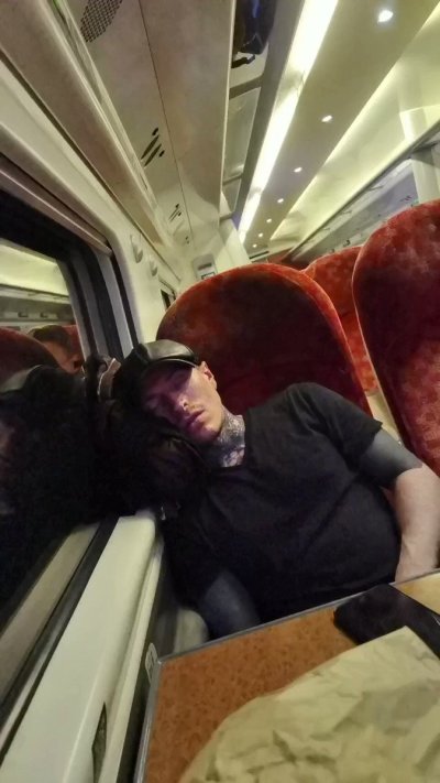 Watch Gabriel Phoenix's leaked NSFW video on TwXstars