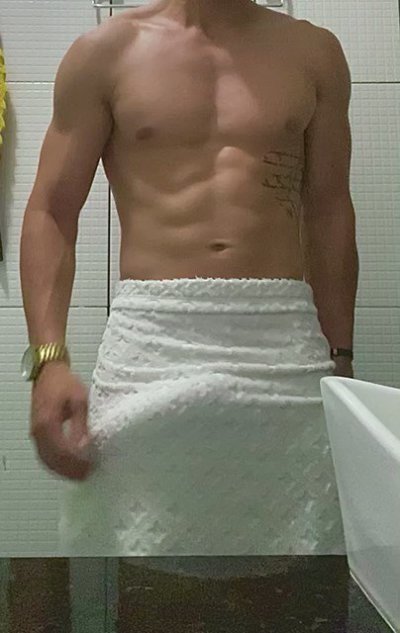 Watch Julio's leaked NSFW video on TwXstars