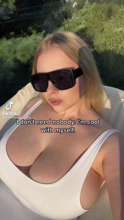 Watch Pasha Pozdniakova's leaked NSFW video on TwXstars