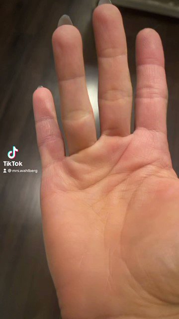 Watch Jenny McC-Wahlberg's leaked NSFW video on TwXstars