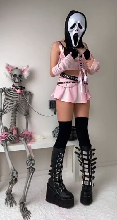 Watch ur fav cosplay waifu 💗's leaked NSFW video on TwXstars