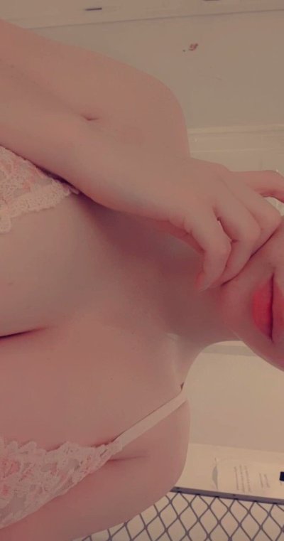 Watch Lotus's leaked NSFW video on TwXstars