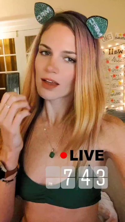 Watch 𝔾𝕀𝔸 ℍ𝕀𝕃𝕃 💜✨'s leaked NSFW video on TwXstars