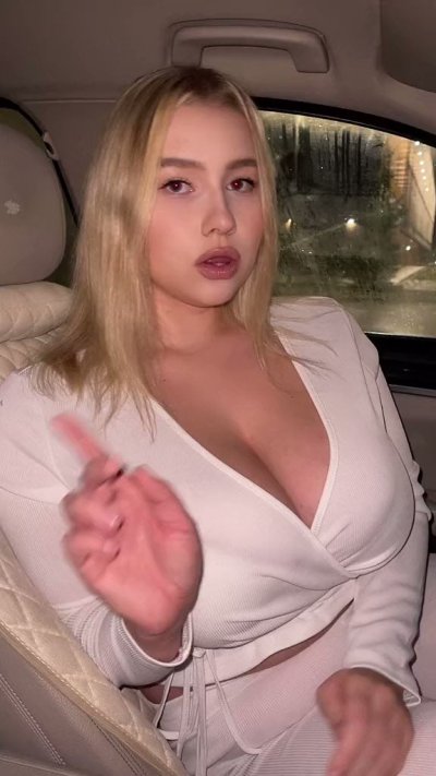 Watch Pasha Pozdniakova's leaked NSFW video on TwXstars