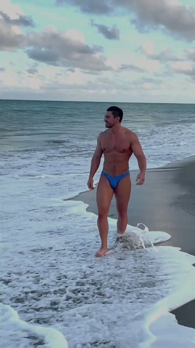 Watch Grand Axis's leaked NSFW video on TwXstars