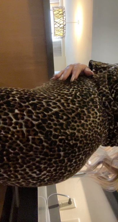 Watch TaraGenx's leaked NSFW video on TwXstars