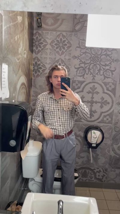 Watch Leo Louis's leaked NSFW video on TwXstars