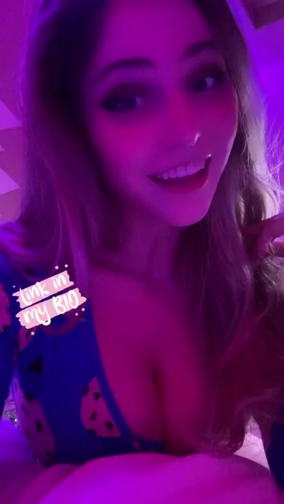 Watch Ava Bamby 💕's leaked NSFW video on TwXstars