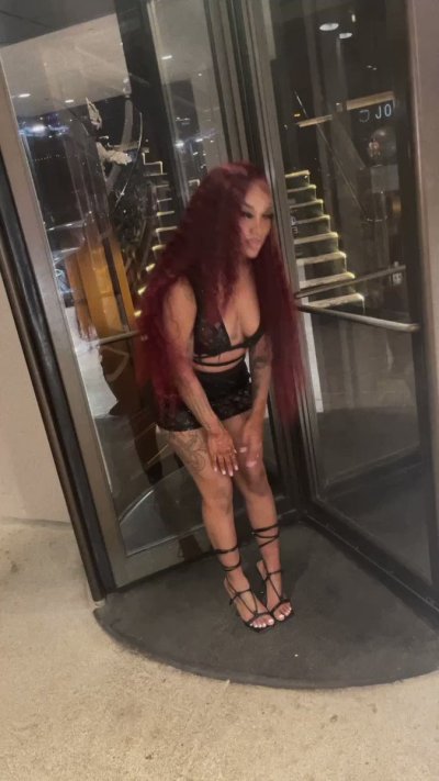 Watch TAY BAE💛's leaked NSFW video on TwXstars