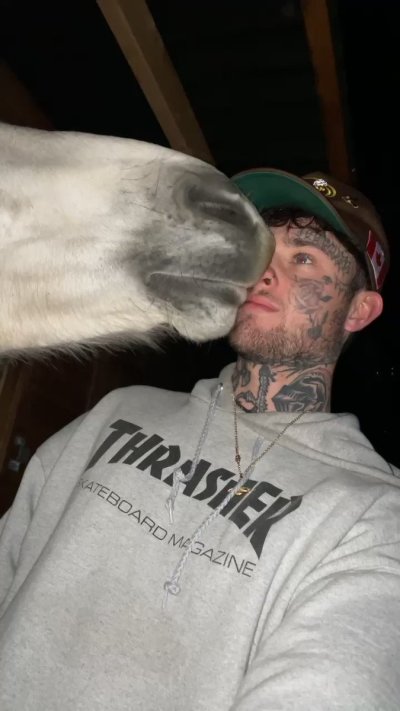 Watch yung north's leaked NSFW video on TwXstars