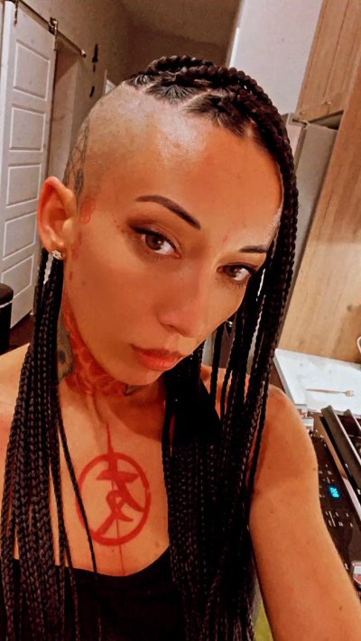 Watch BellaInkyBellz's leaked NSFW video on TwXstars