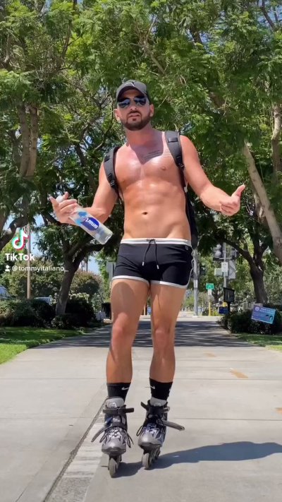 Watch Tommy Italiano's leaked NSFW video on TwXstars