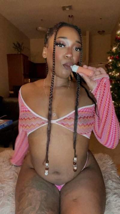 Watch The Princess 🫶🏾's leaked NSFW video on TwXstars