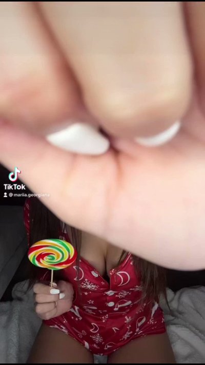 Watch Maria Georgiana's leaked NSFW video on TwXstars