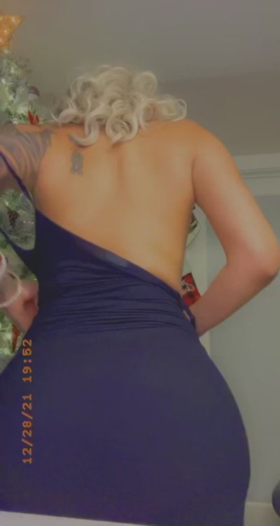 Watch ParisLewinsky's leaked NSFW video on TwXstars