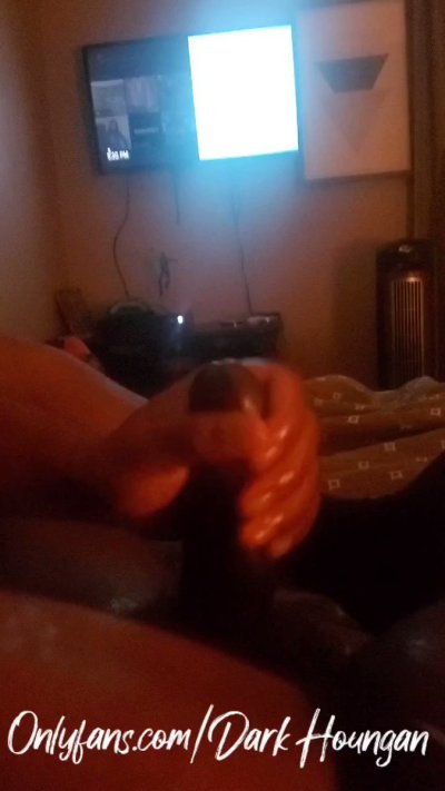 Watch DarkHoungan's leaked NSFW video on TwXstars