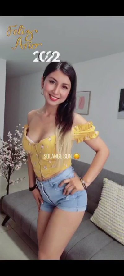 Watch Solange Sun ☀️'s leaked NSFW video on TwXstars