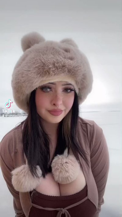 Watch tallyberry's leaked NSFW video on TwXstars