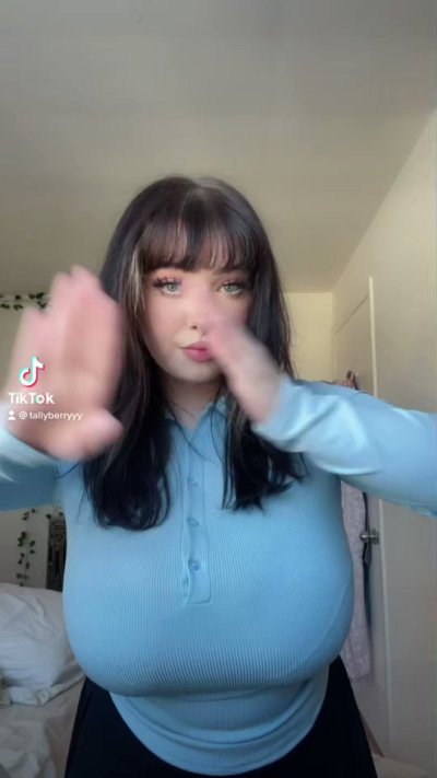 Watch tallyberry's leaked NSFW video on TwXstars
