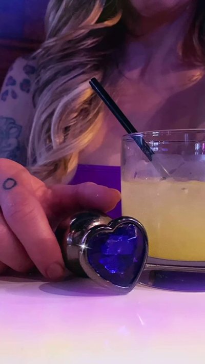 Watch XbunnyXkissesX | Inked MILF's leaked NSFW video on TwXstars