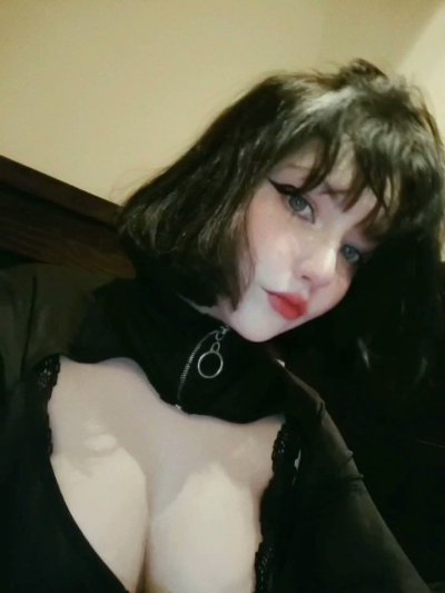 Watch Letícia Shirayuki's leaked NSFW video on TwXstars