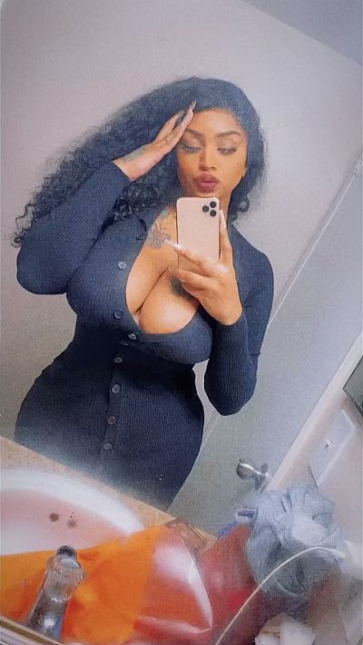 Watch Kammie 🇮🇳 🇯🇲's leaked NSFW video on TwXstars