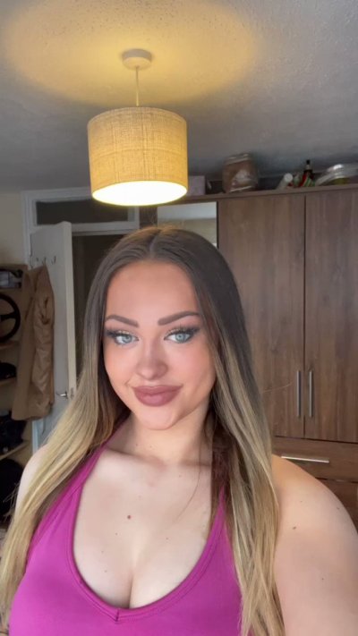 Watch Laura Bianca 🦋's leaked NSFW video on TwXstars